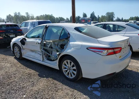 2020 Toyota Camry из США, поврежденный, VIN 4T1C11AK1LU929574